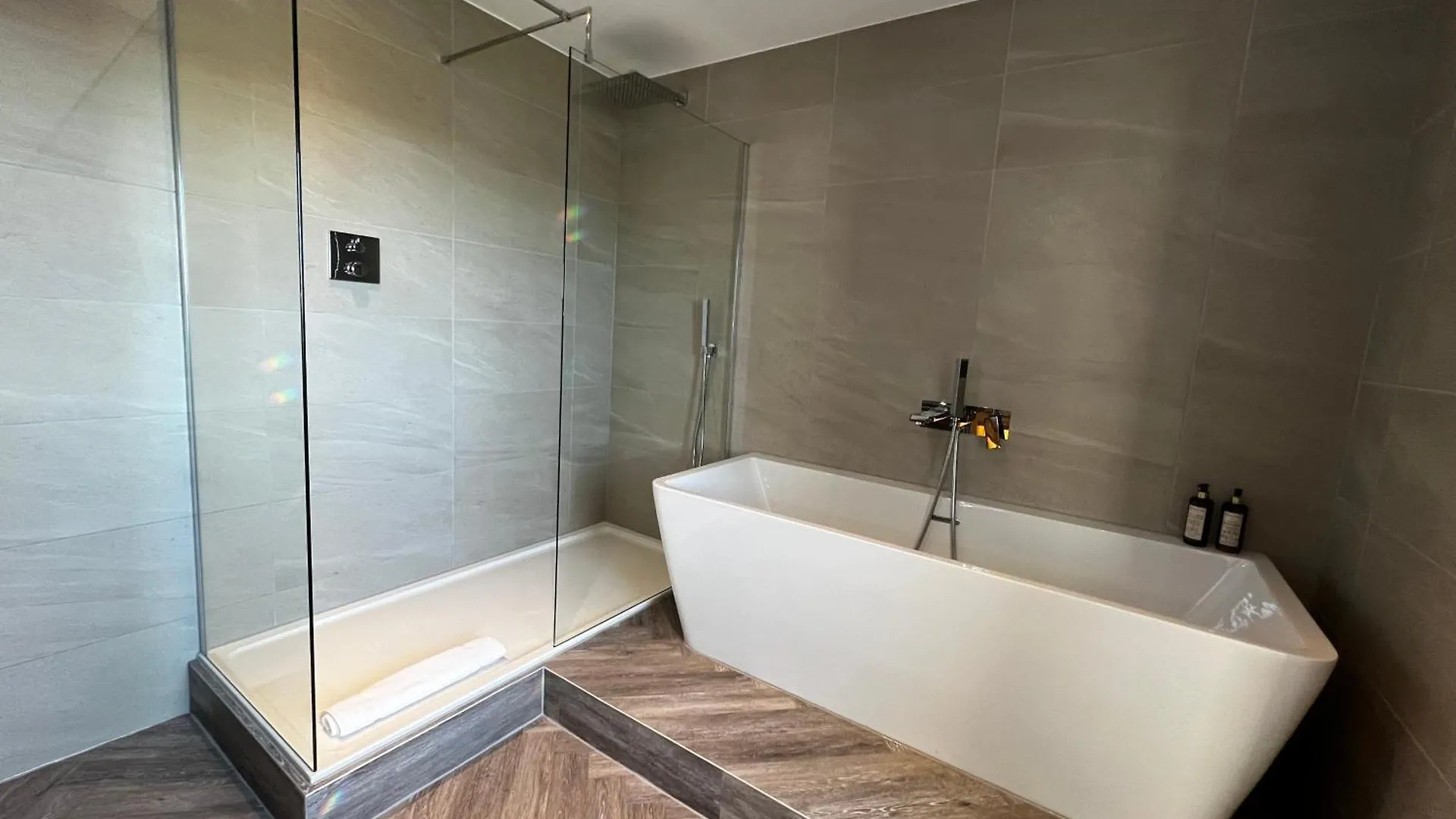 The Orchard Hotel & Restaurant Nottingham