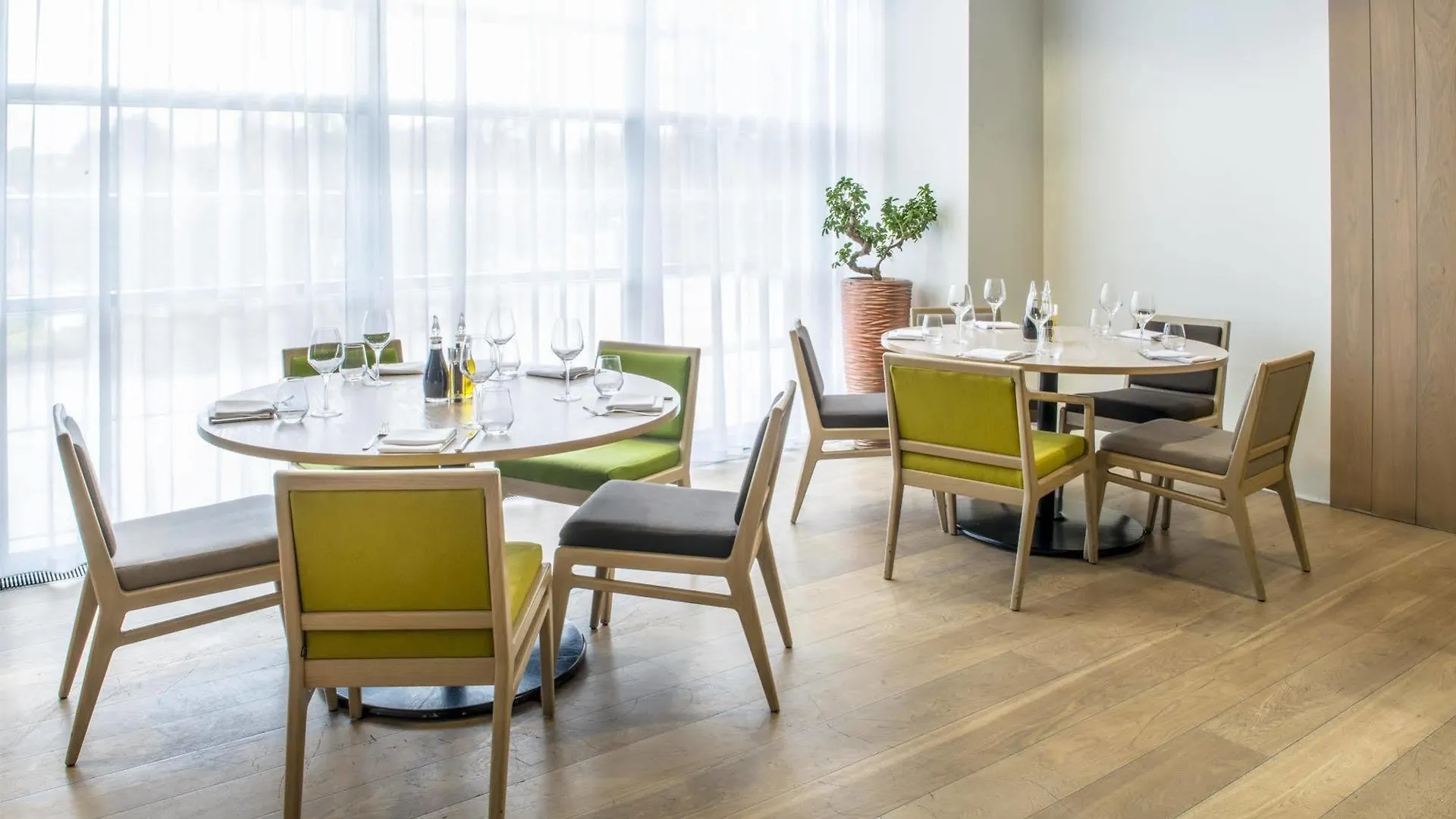 The Orchard Hotel & Restaurant Nottingham 4*,